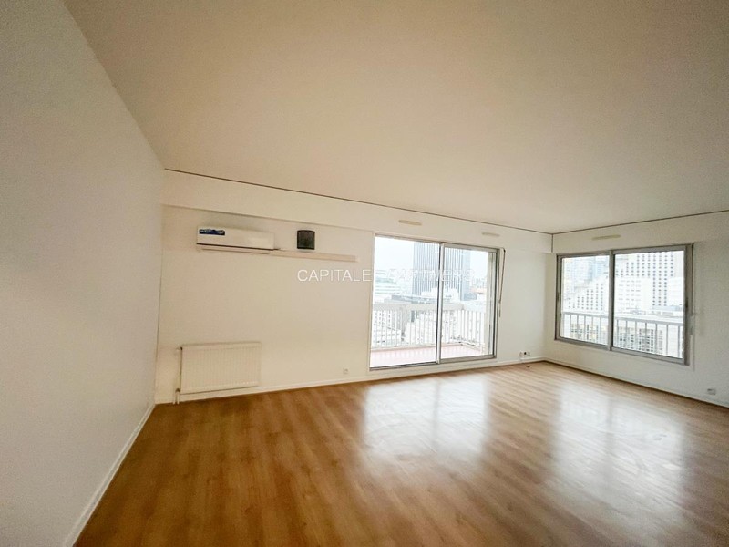  3 bedrooms Apartment COURBEVOIE - 88 m²;