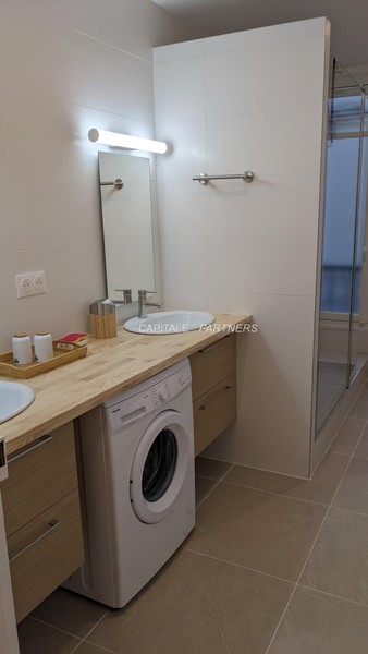 furnished  3 bedrooms Apartment PARIS 6 - 138 m²;