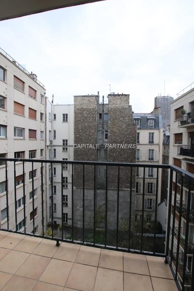 furnished  2 bedrooms Apartment PARIS 17 - 82 m²;