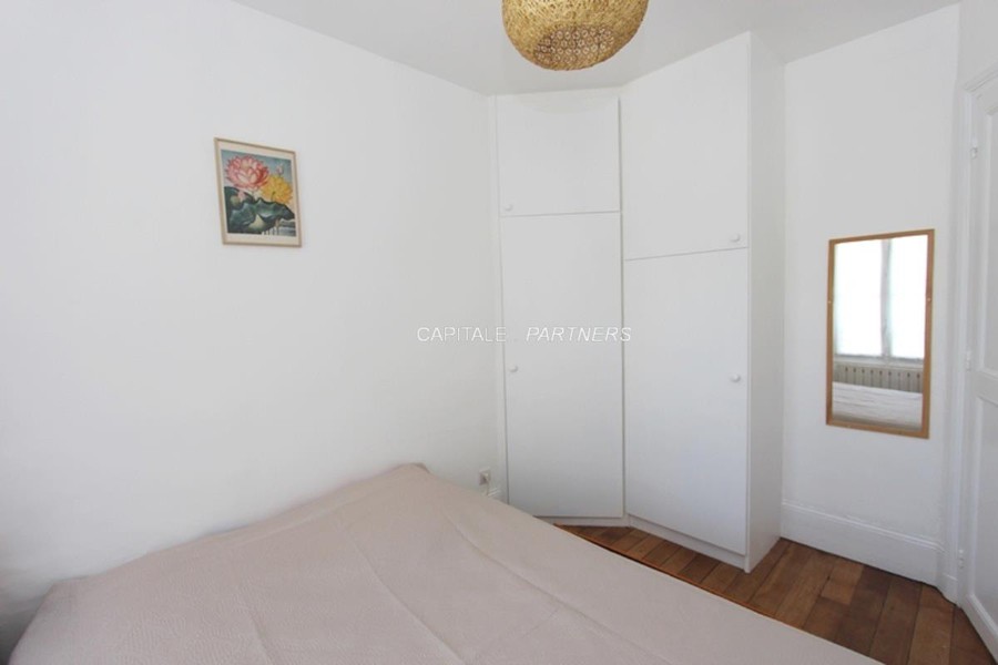 furnished  1 bedroom Apartment PARIS 6 - 30 m²;