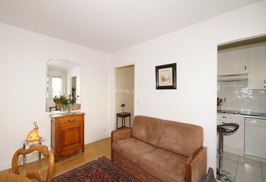 furnished  1 bedroom Apartment BOULOGNE - 30 m²;