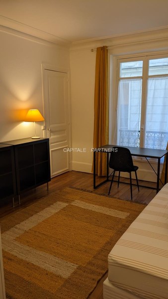 furnished  3 bedrooms Apartment PARIS 6 - 138 m²;