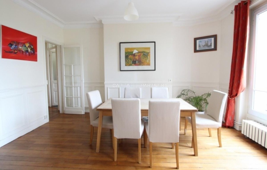 furnished  2 bedrooms Apartment PARIS 15 - 86 m²;