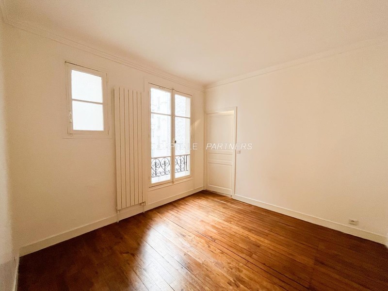  1 bedroom Apartment PARIS 16 - 67 m²;