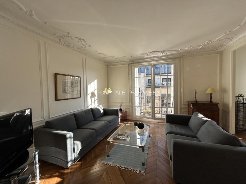 furnished  2 bedrooms Apartment PARIS 17 - 105 m²;