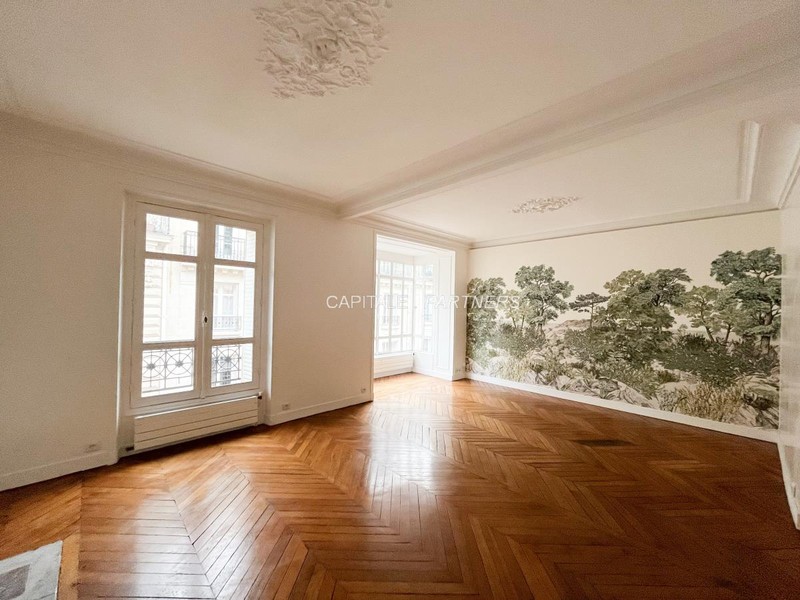  1 bedroom Apartment PARIS 16 - 67 m²;