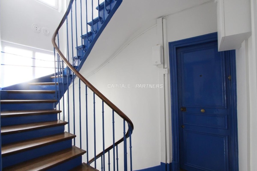 furnished  2 bedrooms Apartment PARIS 8 - 55 m²;