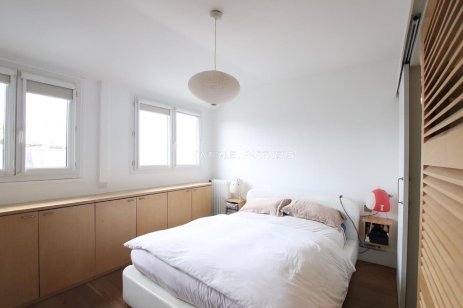 furnished  2 bedrooms Apartment PARIS 5 - 71 m²;