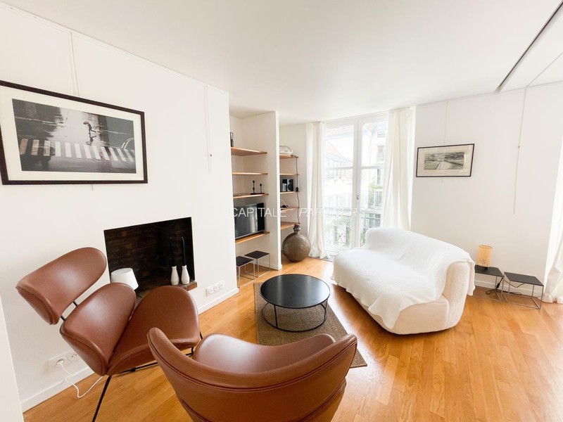 furnished  1 bedroom Apartment PARIS 4 - 35 m²;