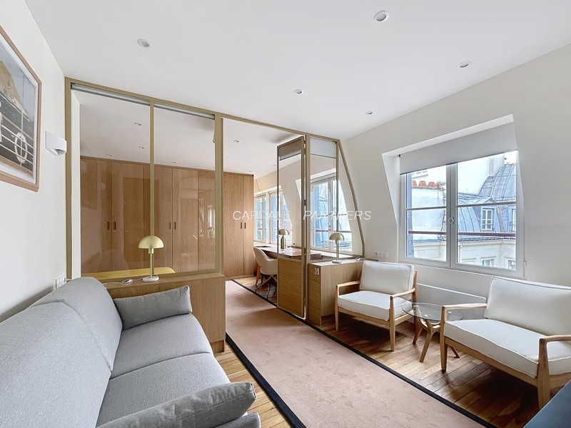 furnished  1 bedroom Apartment PARIS 1 - 34 m²;