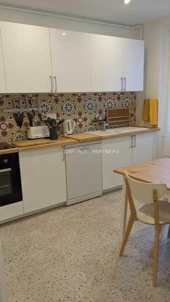 furnished  3 bedrooms Apartment PARIS 6 - 138 m²;