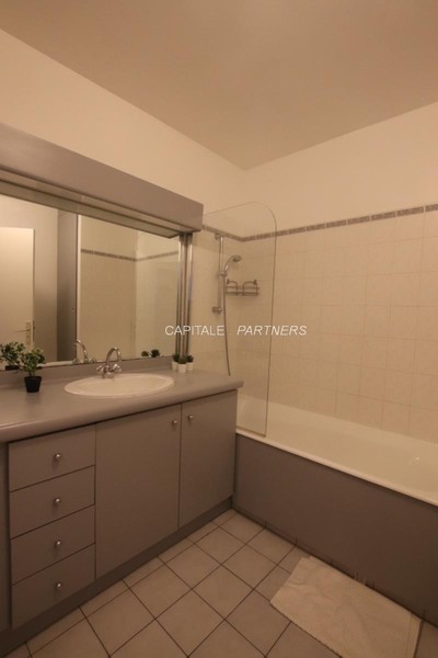 furnished  1 bedroom Apartment PARIS 11 - 51 m²;