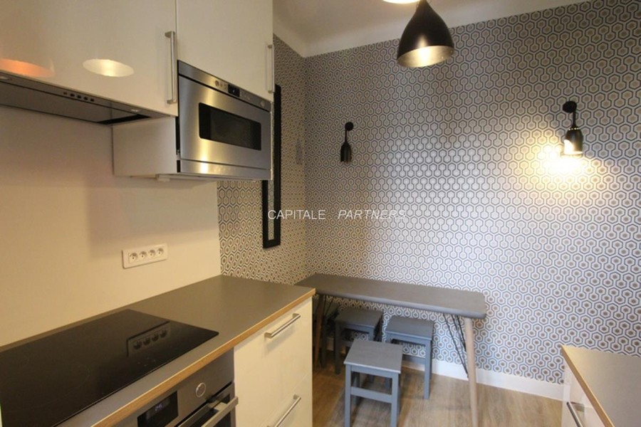 furnished  1 bedroom Apartment PARIS 17 - 46 m²;