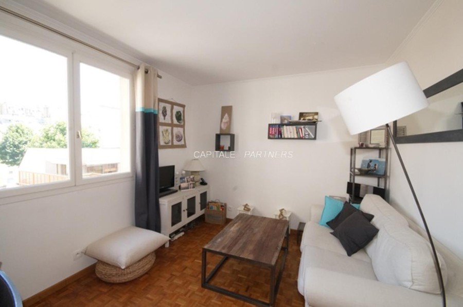 furnished  2 bedrooms Apartment PARIS 15 - 54 m²;