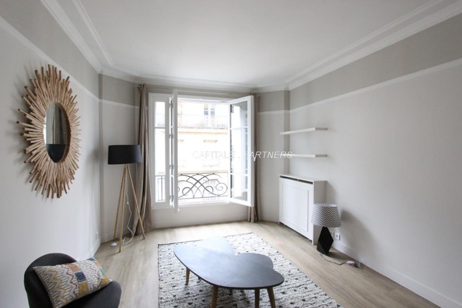 furnished  1 bedroom Apartment PARIS 17 - 46 m²;