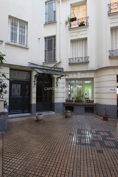 furnished  1 bedroom Apartment PARIS 11 - 54 m²;