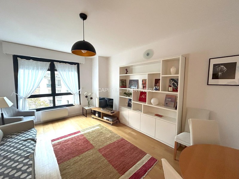 furnished  1 bedroom Apartment PARIS 16 - 46 m²;